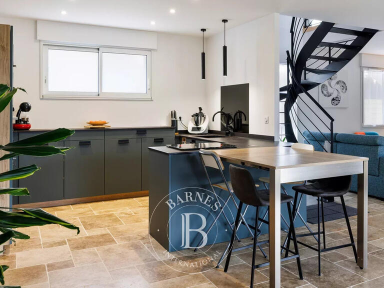 Maison Ascain - 4 chambres - 257m²