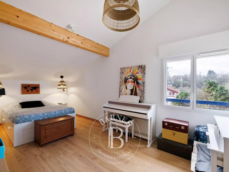 Maison Ascain - 4 chambres - 257m²