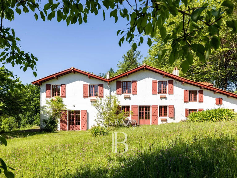Maison Ascain - 7 chambres - 300m²