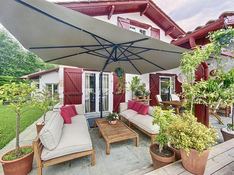 Maison Ascain - 4 chambres - 200m²