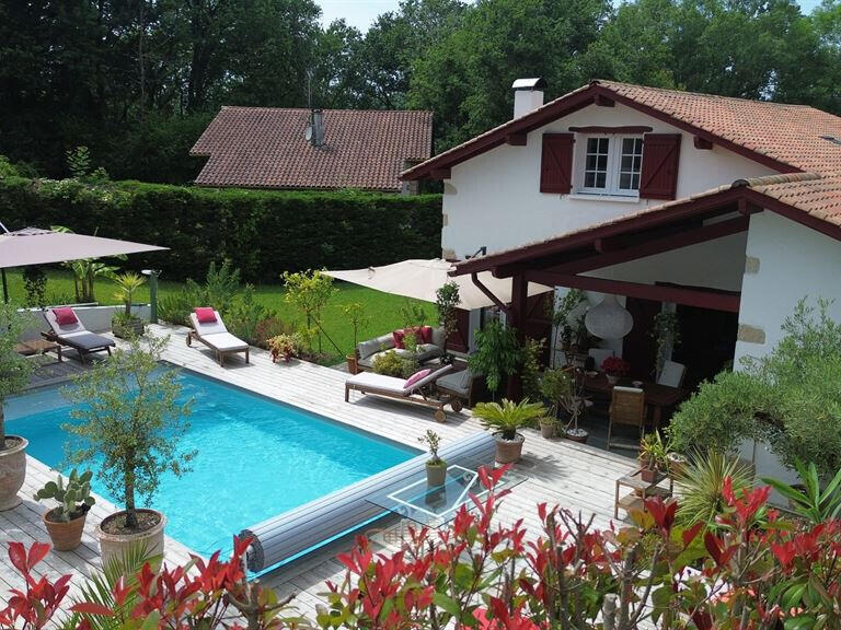 Maison Ascain - 4 chambres - 200m²