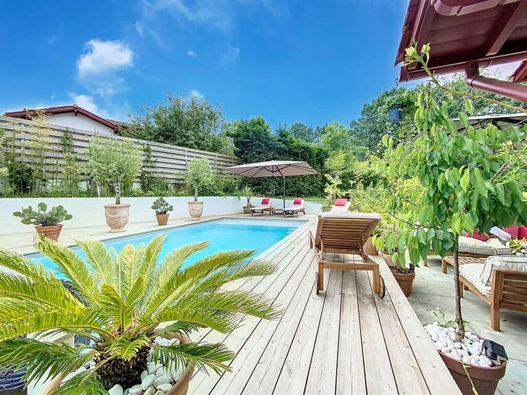 Maison Ascain - 4 chambres - 200m²