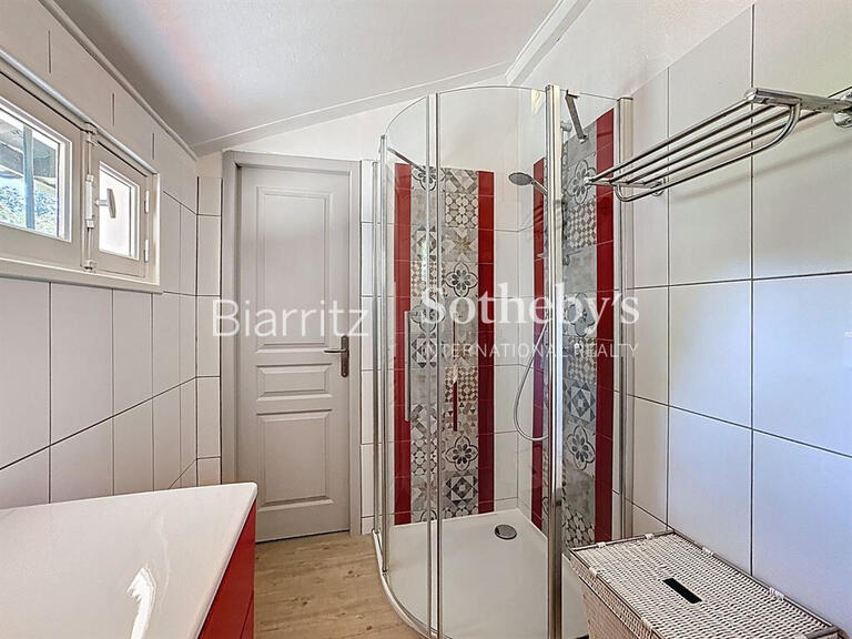 House Ascain - 3 bedrooms - 300m²