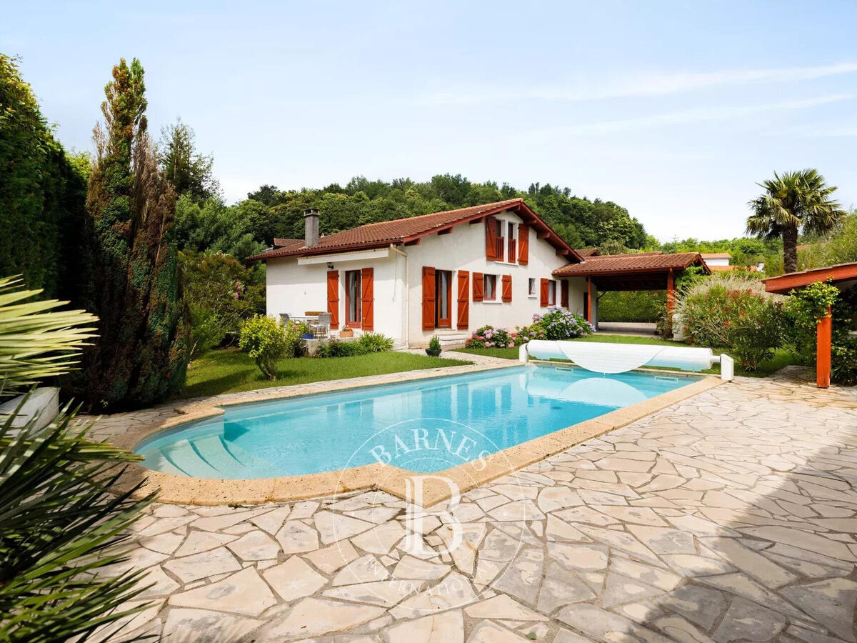 Maison Ascain