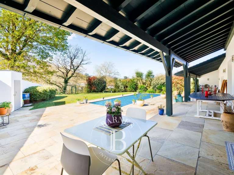 Maison Ascain - 4 chambres - 154m²