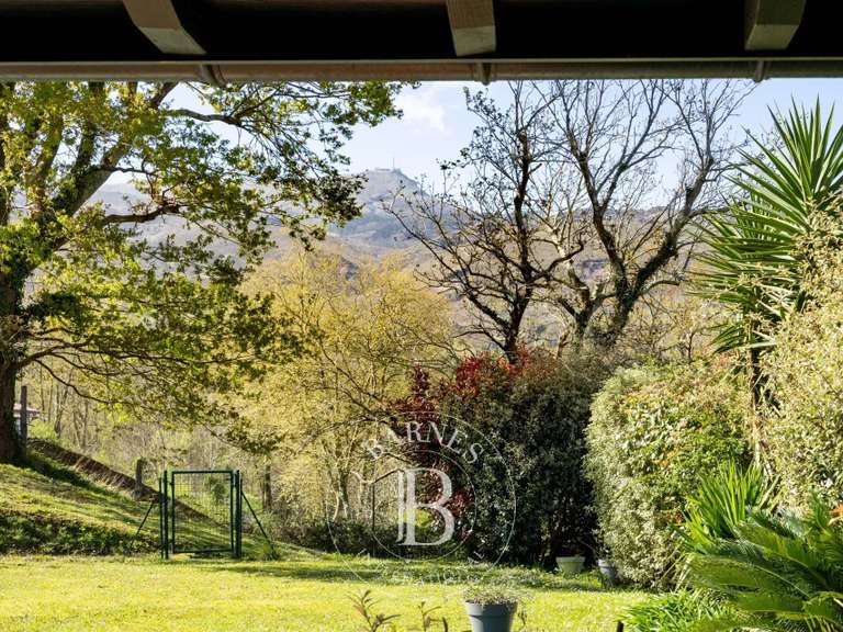 Maison Ascain - 4 chambres - 154m²