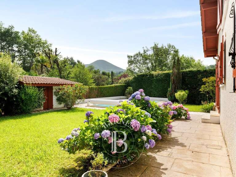 Maison Ascain - 5 chambres - 160m²
