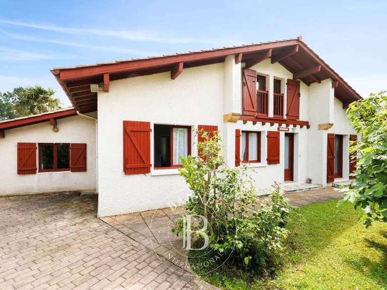 Maison Ascain - 5 chambres - 160m²