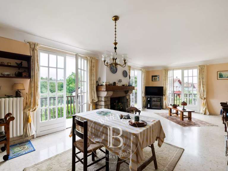 Maison Ascain - 6 chambres - 215m²