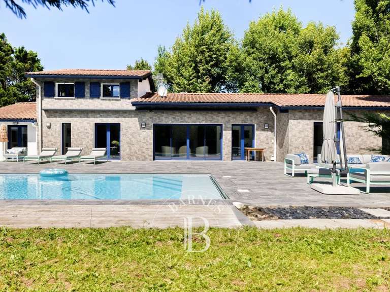 Maison Ascain - 230m²