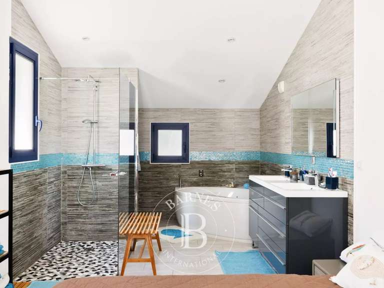 Maison Ascain - 230m²