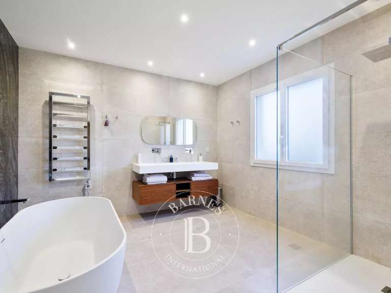 Maison Ascain - 4 chambres - 200m²