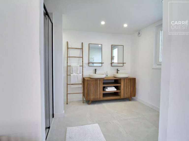 Maison Ascain - 5 chambres - 325m²