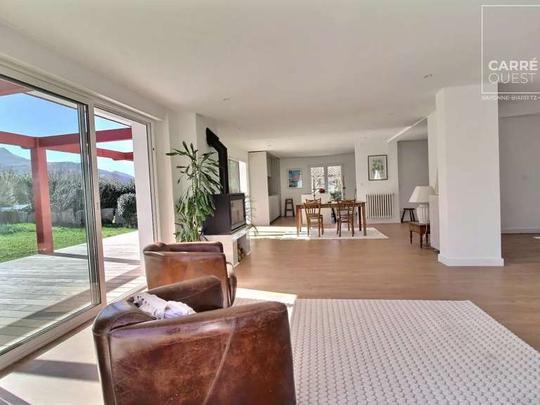 Maison Ascain - 5 chambres - 325m²