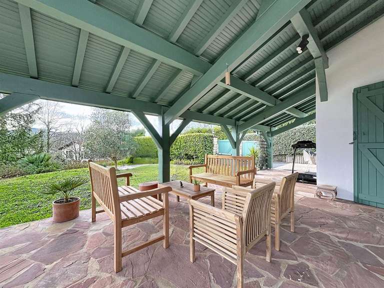 Maison Ascain - 4 chambres - 230m²