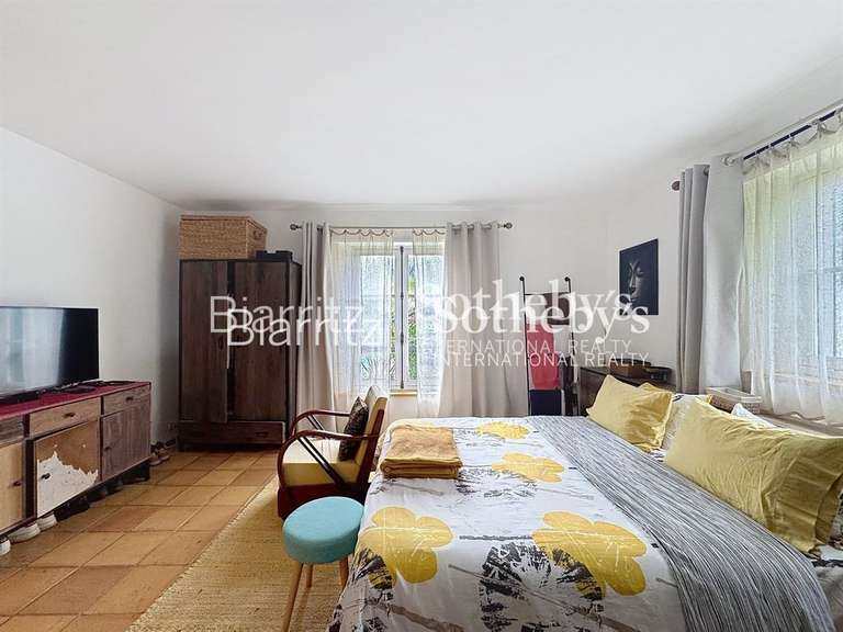 House Ascain - 5 bedrooms - 275m²