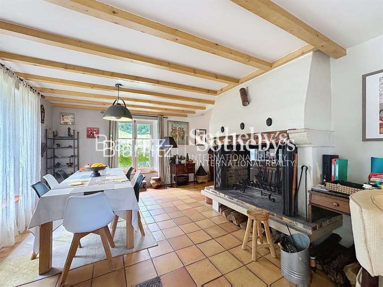 House Ascain - 5 bedrooms - 275m²