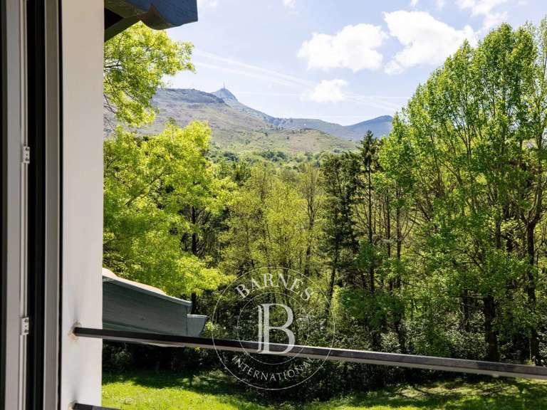 House Ascain - 5 bedrooms - 250m²