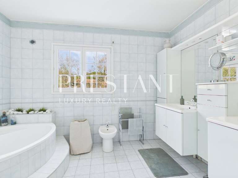 House Ascain - 5 bedrooms - 240m²