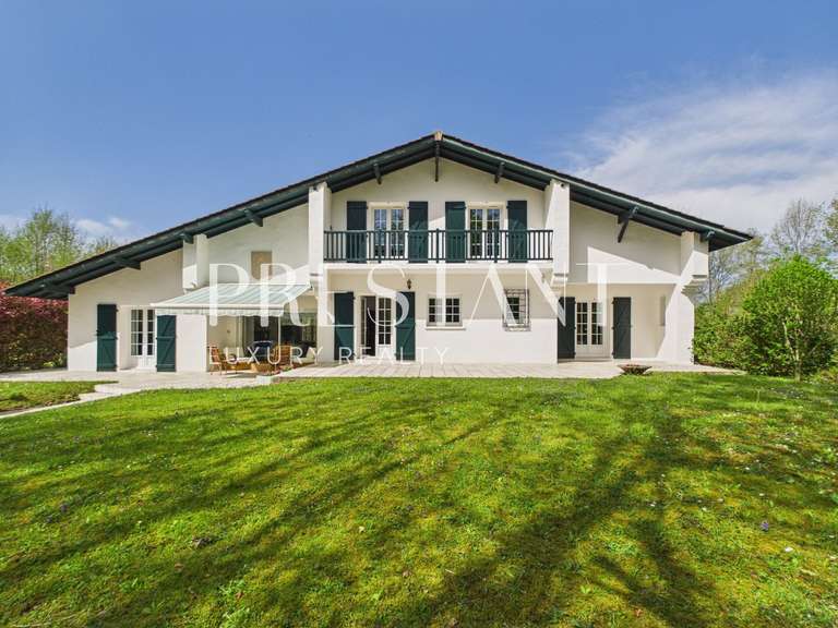 House Ascain - 5 bedrooms - 240m²