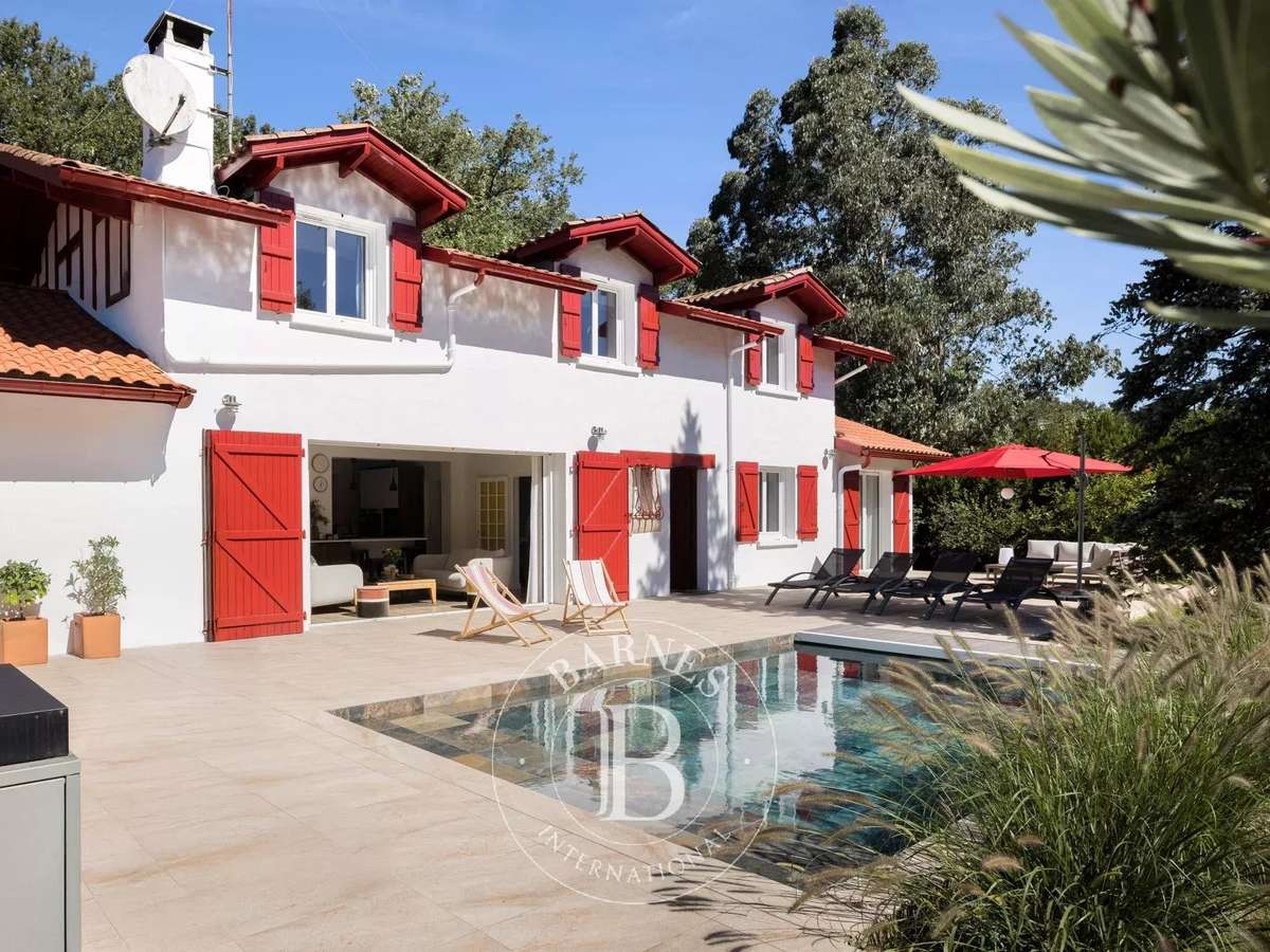 Maison Ascain