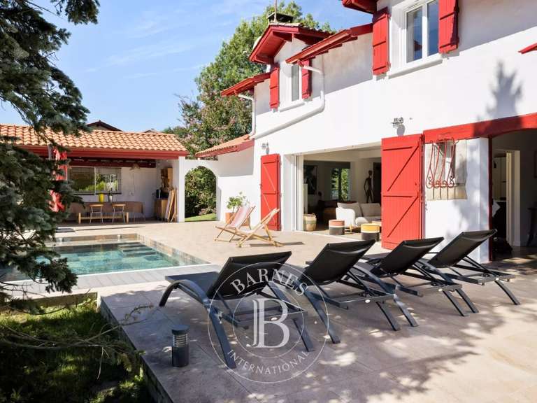 Maison Ascain - 5 chambres - 270m²