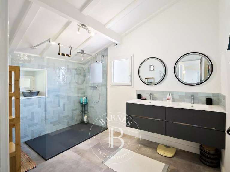 Maison Ascain - 5 chambres - 270m²