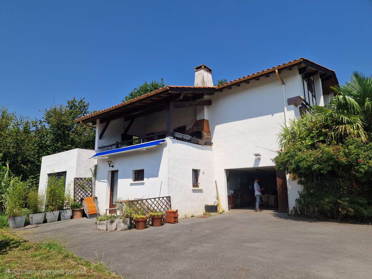 Maison Ascain