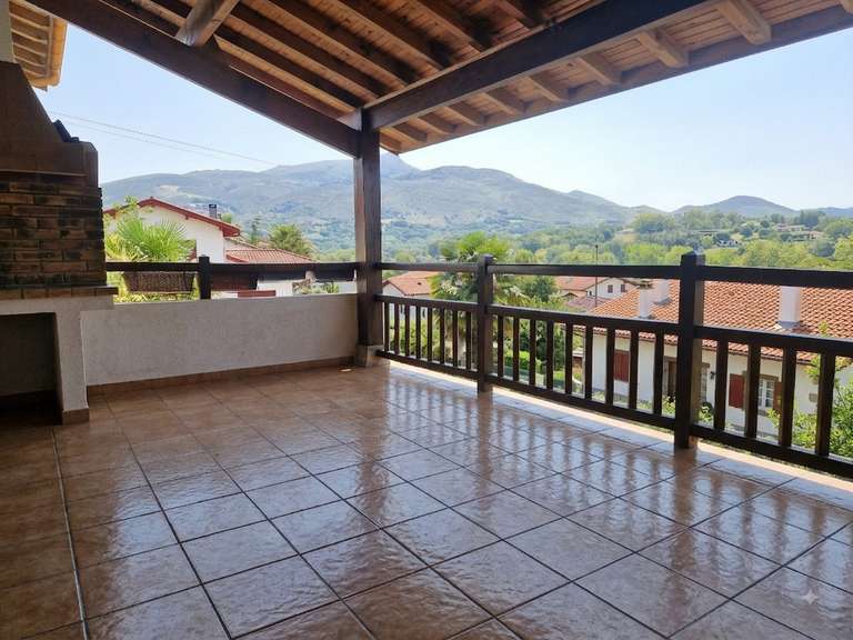 Maison Ascain - 6 chambres - 165m²