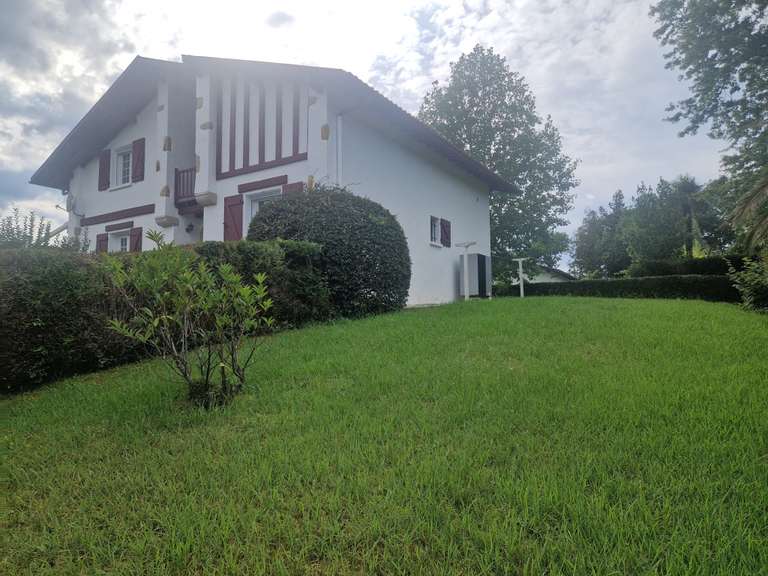 Maison Ascain - 6 chambres - 166m²
