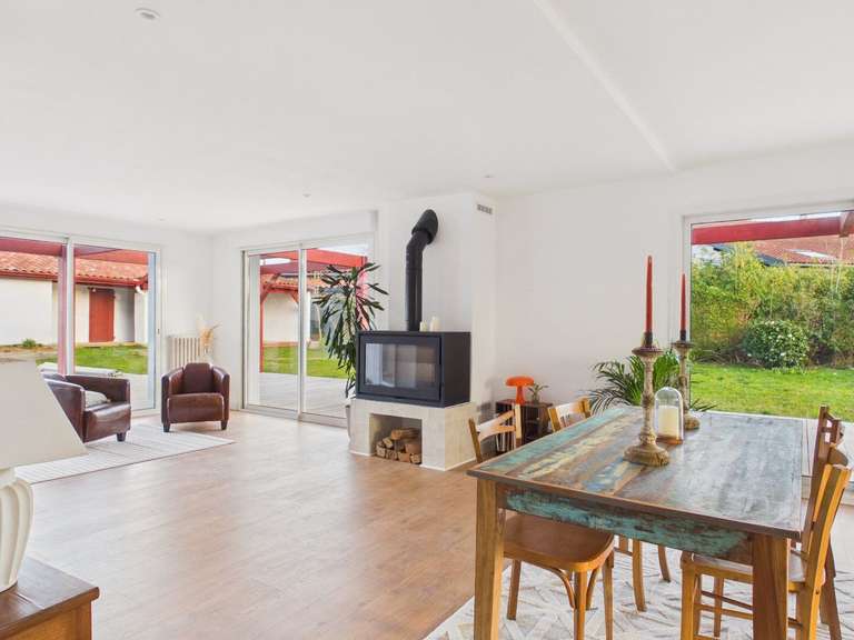 House Ascain - 5 bedrooms - 325m²