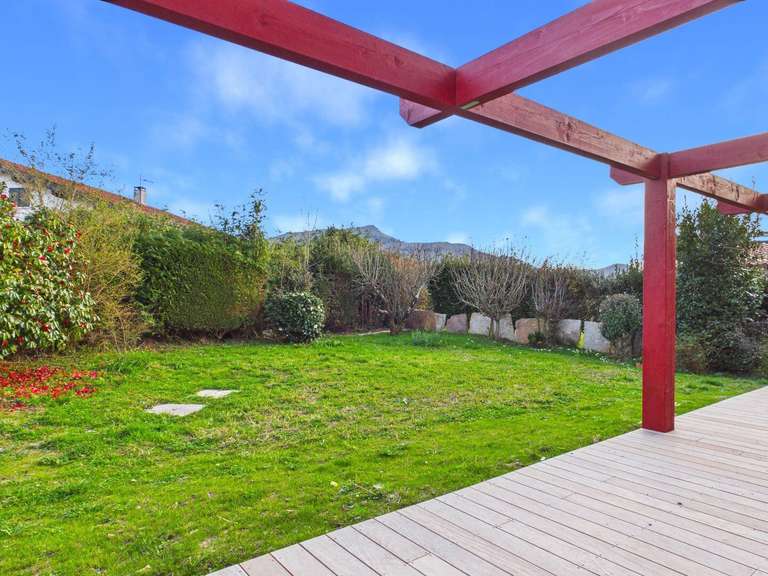 House Ascain - 5 bedrooms - 325m²
