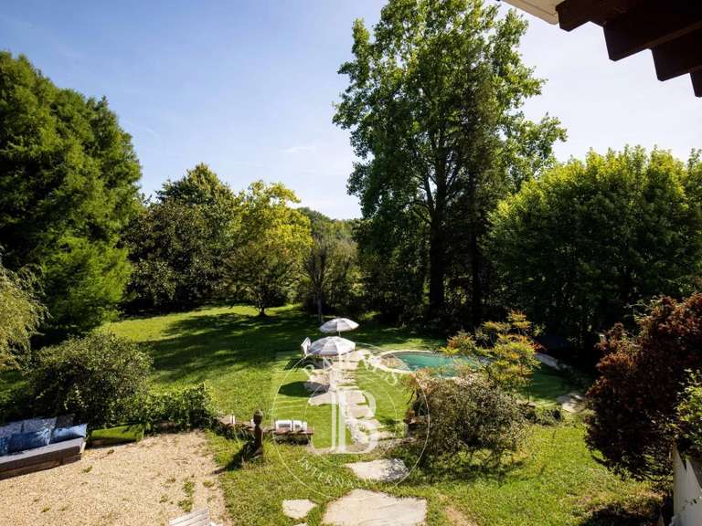 Maison Ascain - 4 chambres - 270m²