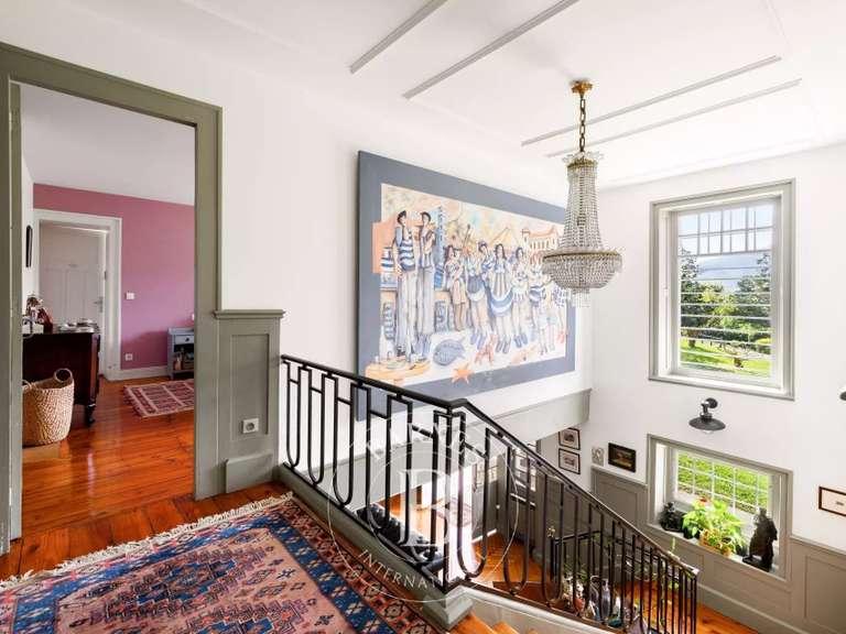 Propriété Ascain - 3 chambres - 370m²