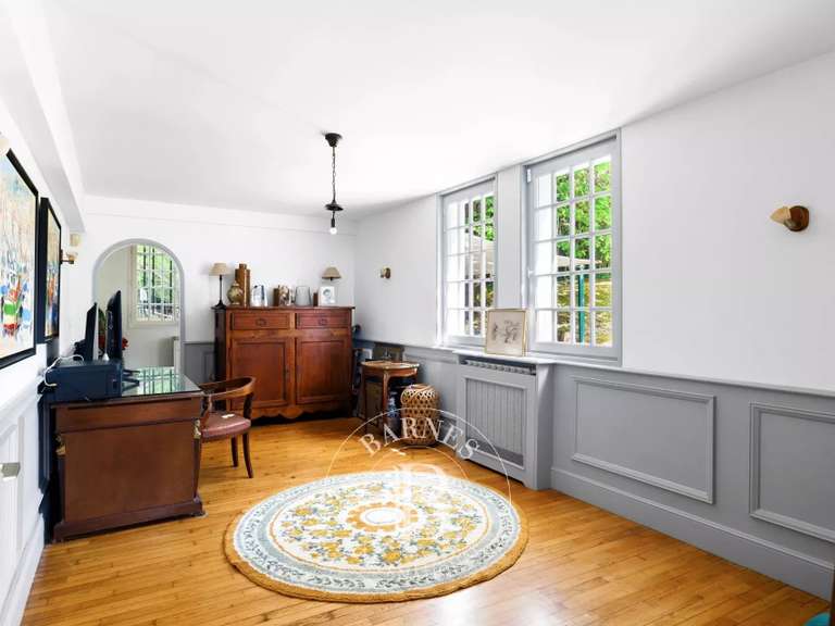 Propriété Ascain - 3 chambres - 370m²