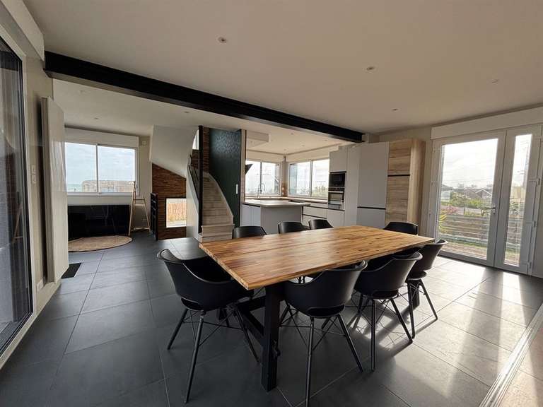 Maison Asnelles - 3 chambres - 219m²