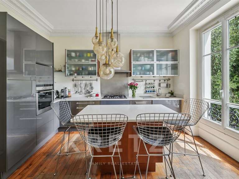 Hôtel particulier Asnières-sur-Seine - 6 chambres - 360m²