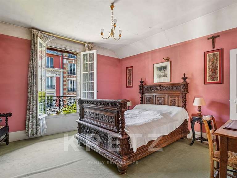 Hôtel particulier Asnières-sur-Seine - 5 chambres - 250m²