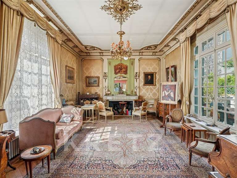 Hôtel particulier Asnières-sur-Seine - 5 chambres - 250m²