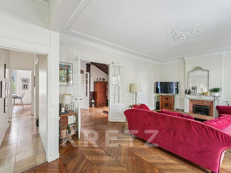 Mansion Asnières-sur-Seine - 6 bedrooms - 360m²