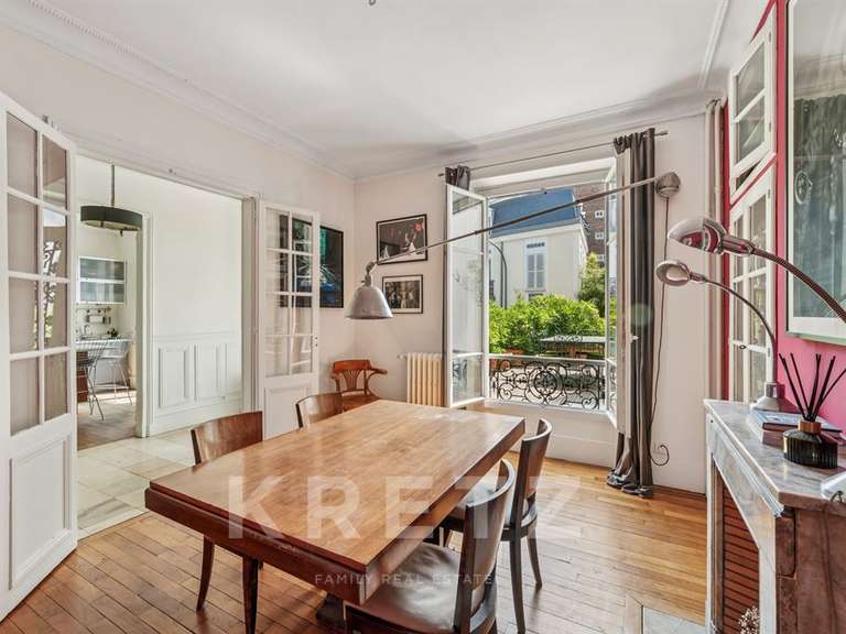 Mansion Asnières-sur-Seine - 6 bedrooms - 360m²