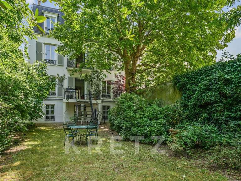Mansion Asnières-sur-Seine - 6 bedrooms - 360m²