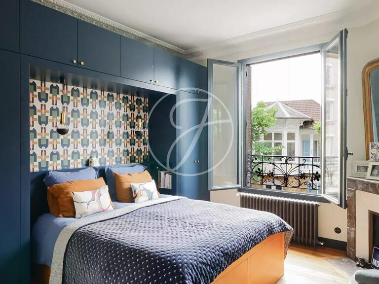 House Asnières-sur-Seine - 5 bedrooms - 313m²
