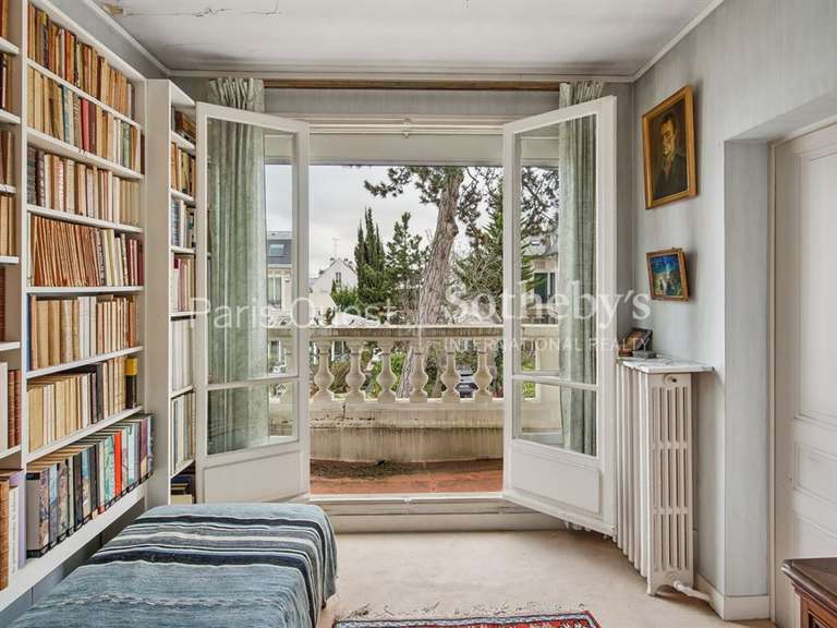House Asnières-sur-Seine - 5 bedrooms - 325m²