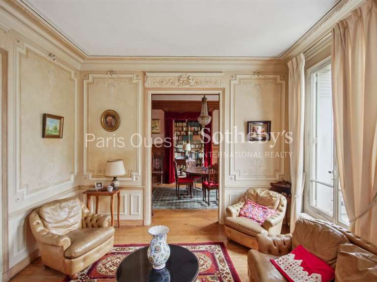 House Asnières-sur-Seine - 5 bedrooms - 325m²