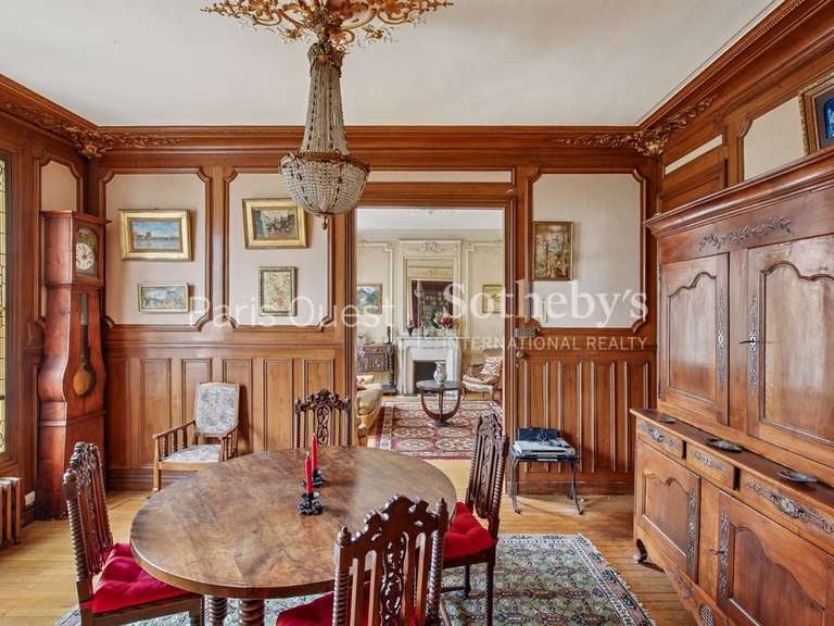 House Asnières-sur-Seine - 5 bedrooms - 325m²