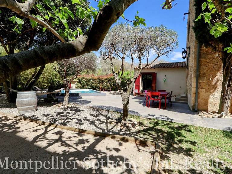 House Aspiran - 6 bedrooms - 300m²