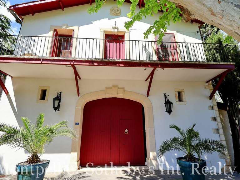 House Aspiran - 6 bedrooms - 300m²