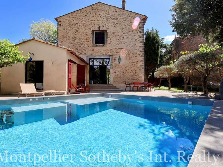 House Aspiran - 6 bedrooms - 300m²