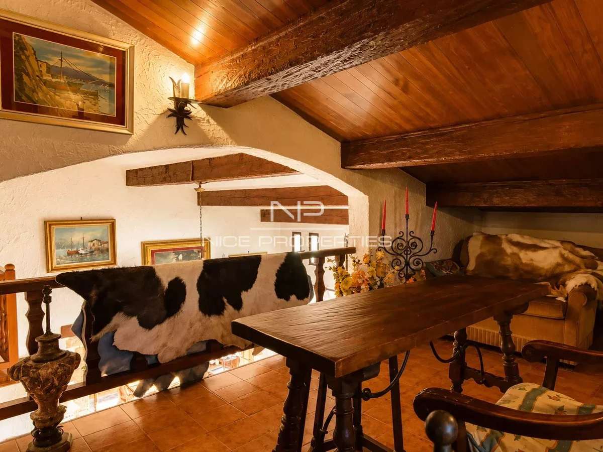 House Aspremont